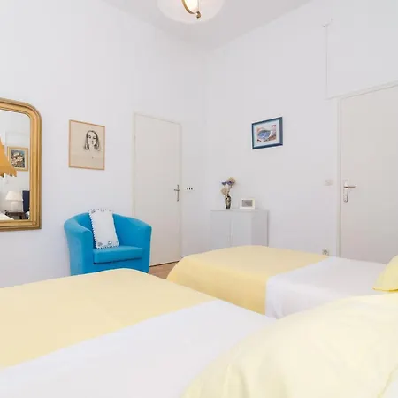 Gemma - Four Bedroom With Terrace And Swimming Pool * Mlini