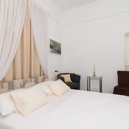 Gemma - Four Bedroom With Terrace And Swimming Pool Villa *