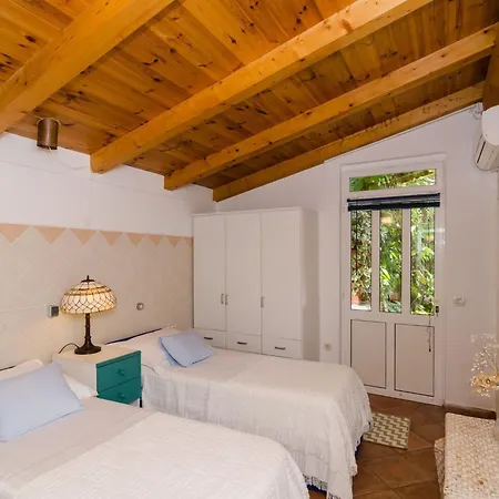 Feriehus Gemma - Four Bedroom With Terrace And Swimming Pool *