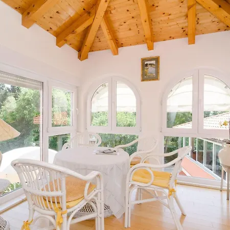 Gemma - Four Bedroom With Terrace And Swimming Pool Feriehus Mlini