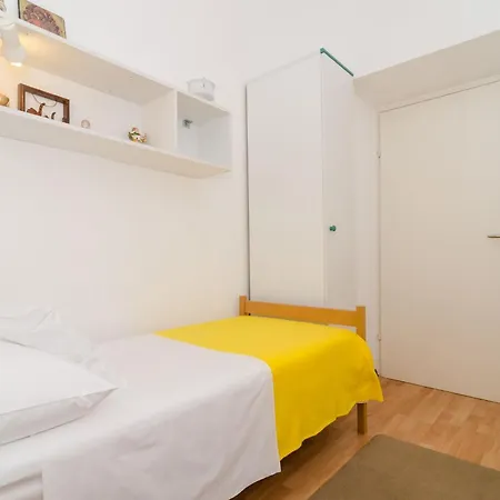 Gemma - Four Bedroom With Terrace And Swimming Pool Villa