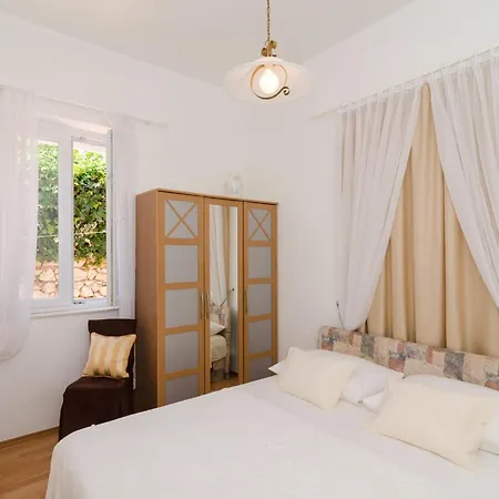 Gemma - Four Bedroom With Terrace And Swimming Pool Feriehus Mlini