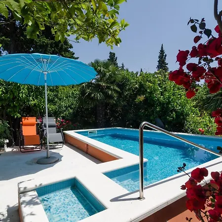 Gemma - Four Bedroom With Terrace And Swimming Pool Feriehus Mlini