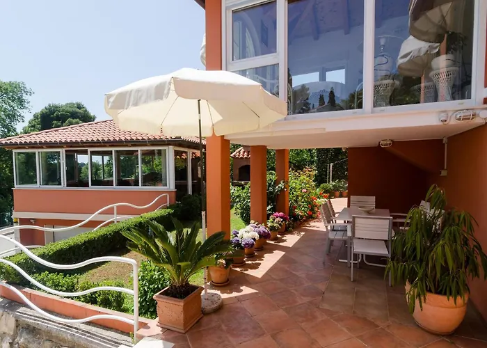 Gemma - Four Bedroom With Terrace And Swimming Pool * 米利尼