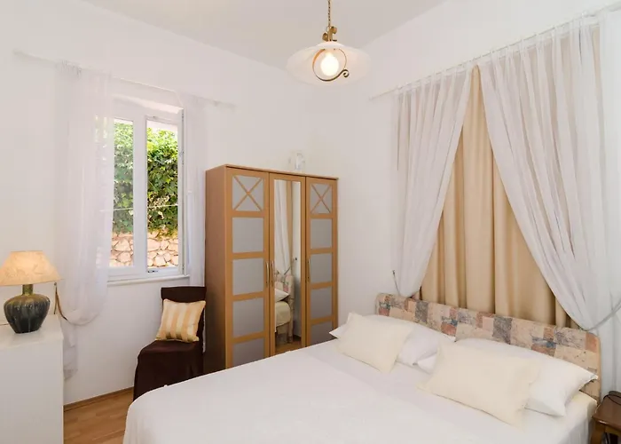 Gemma - Four Bedroom With Terrace And Swimming Pool 别墅 米利尼