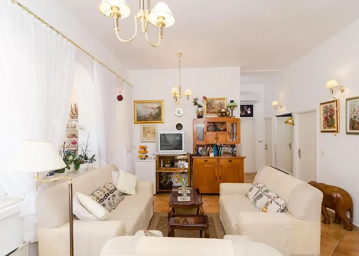 别墅 Gemma - Four Bedroom With Terrace And Swimming Pool 米利尼