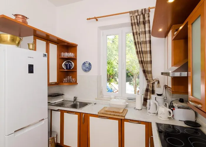 Gemma - Four Bedroom With Terrace And Swimming Pool * Mlini